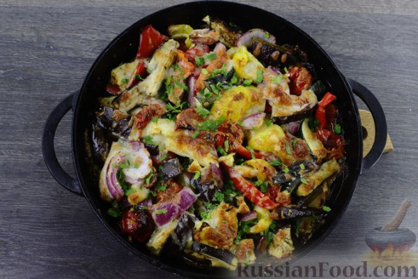 Овощи, запечённые с сыром