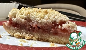 Насыпной пирог с клубникой
