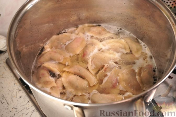Пероги (вареники) с ячкой и грибами