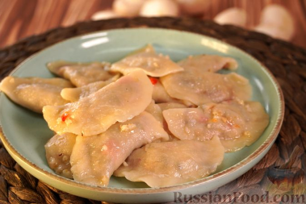 Пероги (вареники) с ячкой и грибами