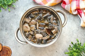 Маринованные подосиновики