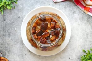 Квас из сухарей без дрожжей Квас из сухарей без дрожжей