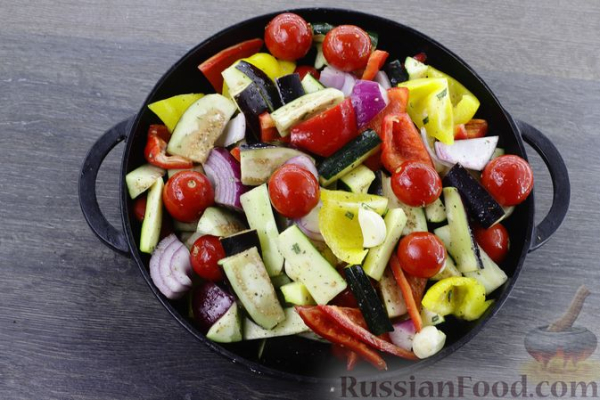 Овощи, запечённые с сыром