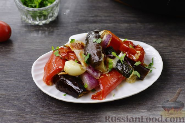 Овощи, запечённые с сыром