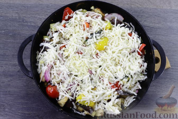 Овощи, запечённые с сыром